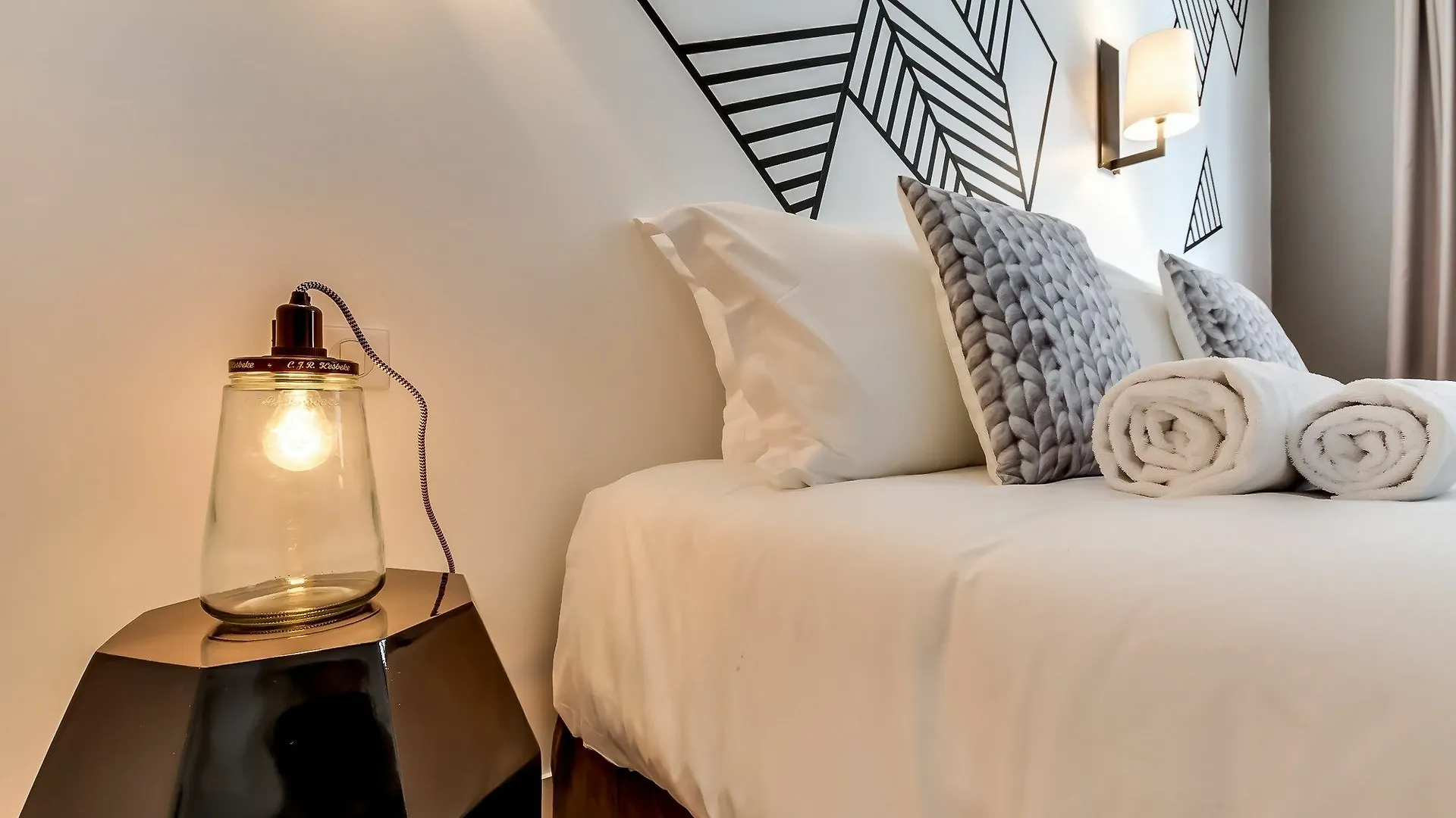 Sweet Inn - Boetie I